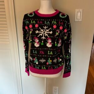 NWT HOLIDAY SWEATER